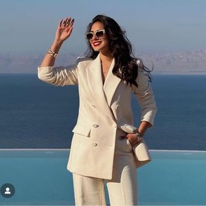Zara Cream Double-Breasted Blazer
